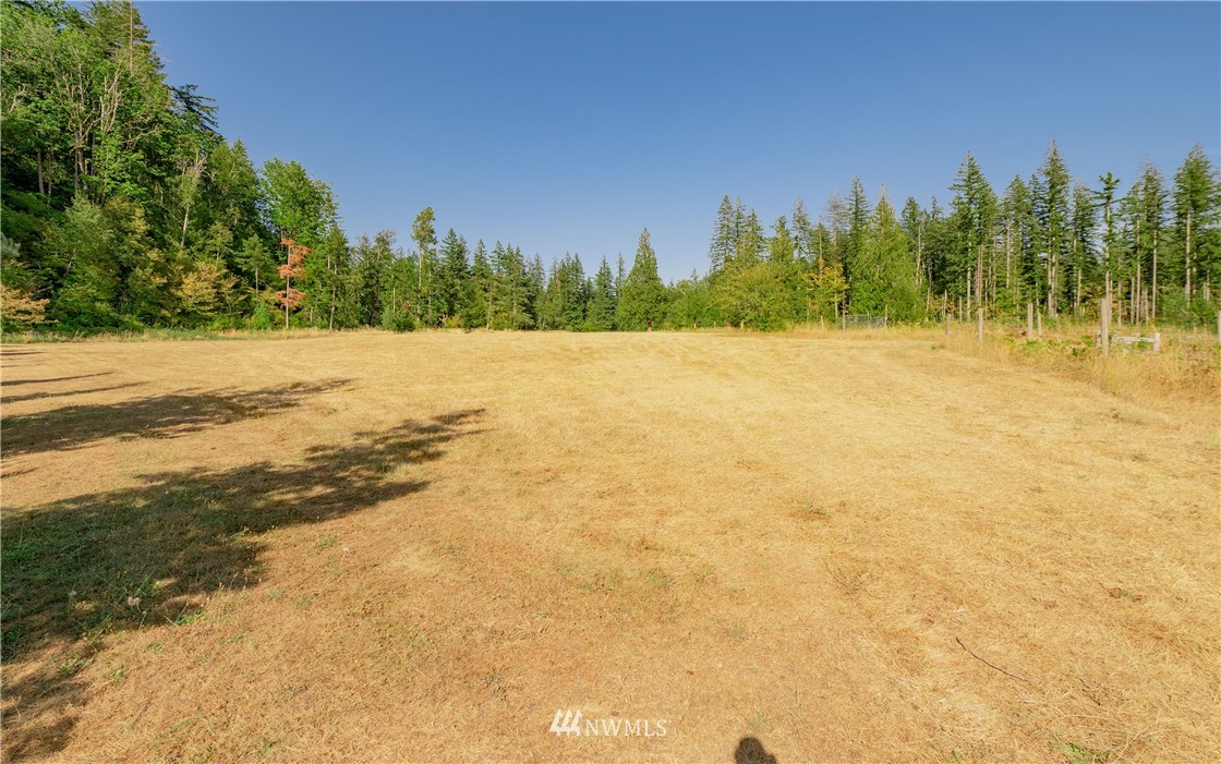 9080 Kendall Road Sumas, WA 98295 - Photo 33 of 39 a view of a lake view