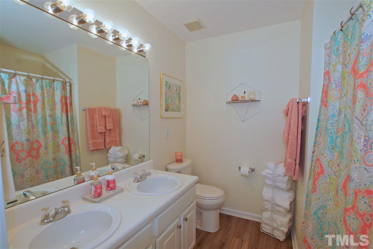 1616 Brook Fern Way Raleigh, NC 27609 - Photo 14 of 20