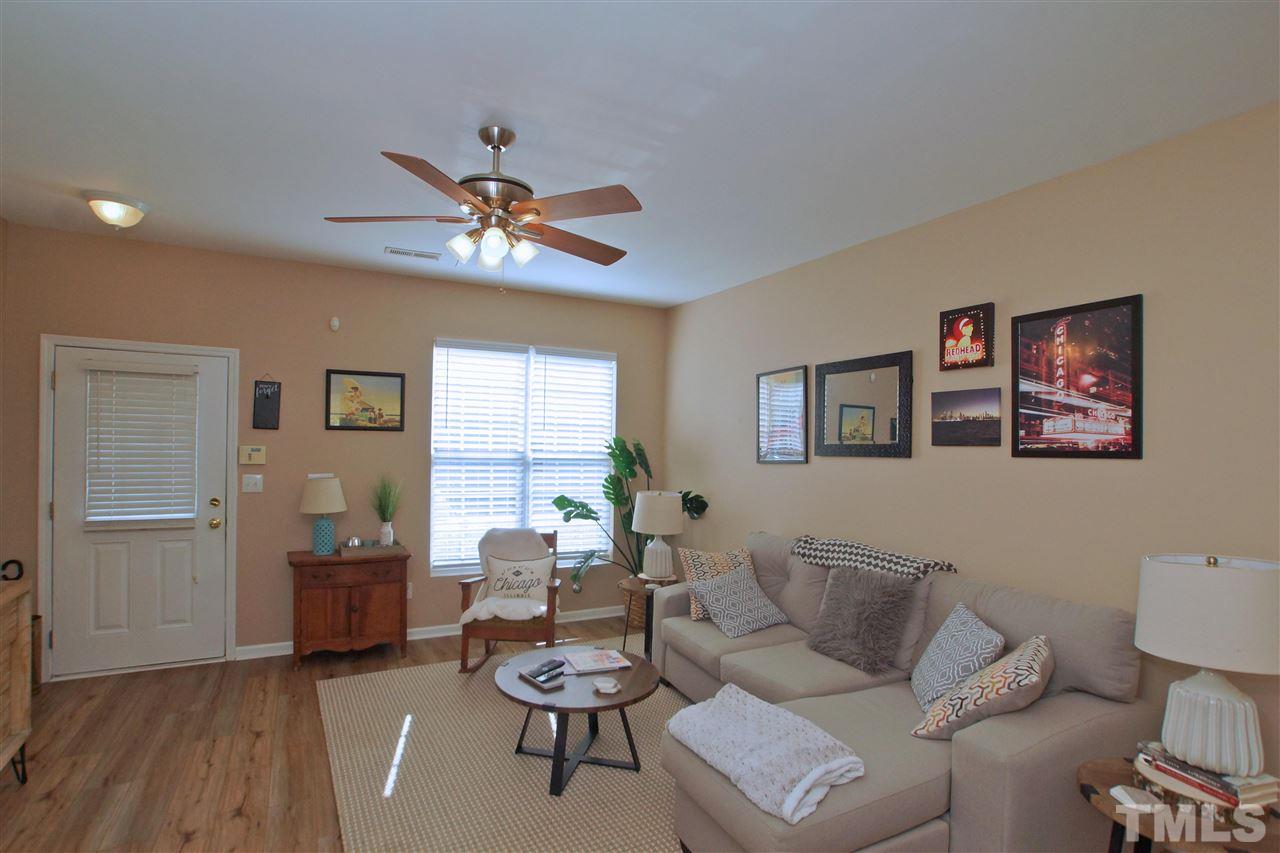 1616 Brook Fern Way Raleigh, NC 27609 - Photo 4 of 20