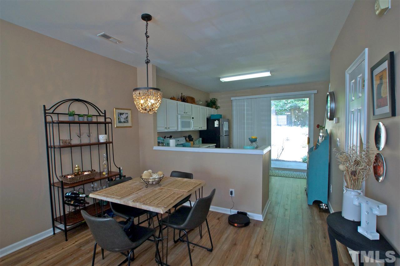 1616 Brook Fern Way Raleigh, NC 27609 - Photo 8 of 20