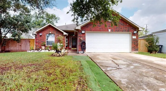 $258,000 | 1309 Bayswater Drive, Houston, TX 77047