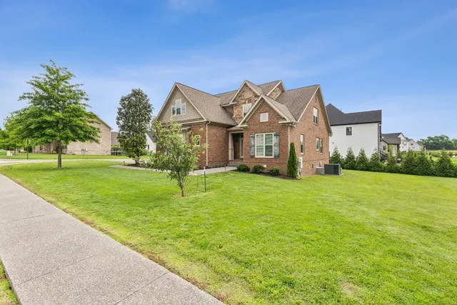 $727,500 | 1384 Round Hill Lane, Spring Hill, TN 37174