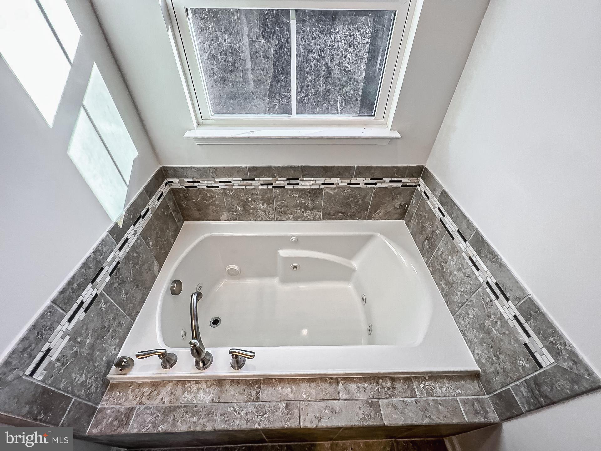 10709 Hinton Way Manassas, VA 20112 - Photo 22 of 42