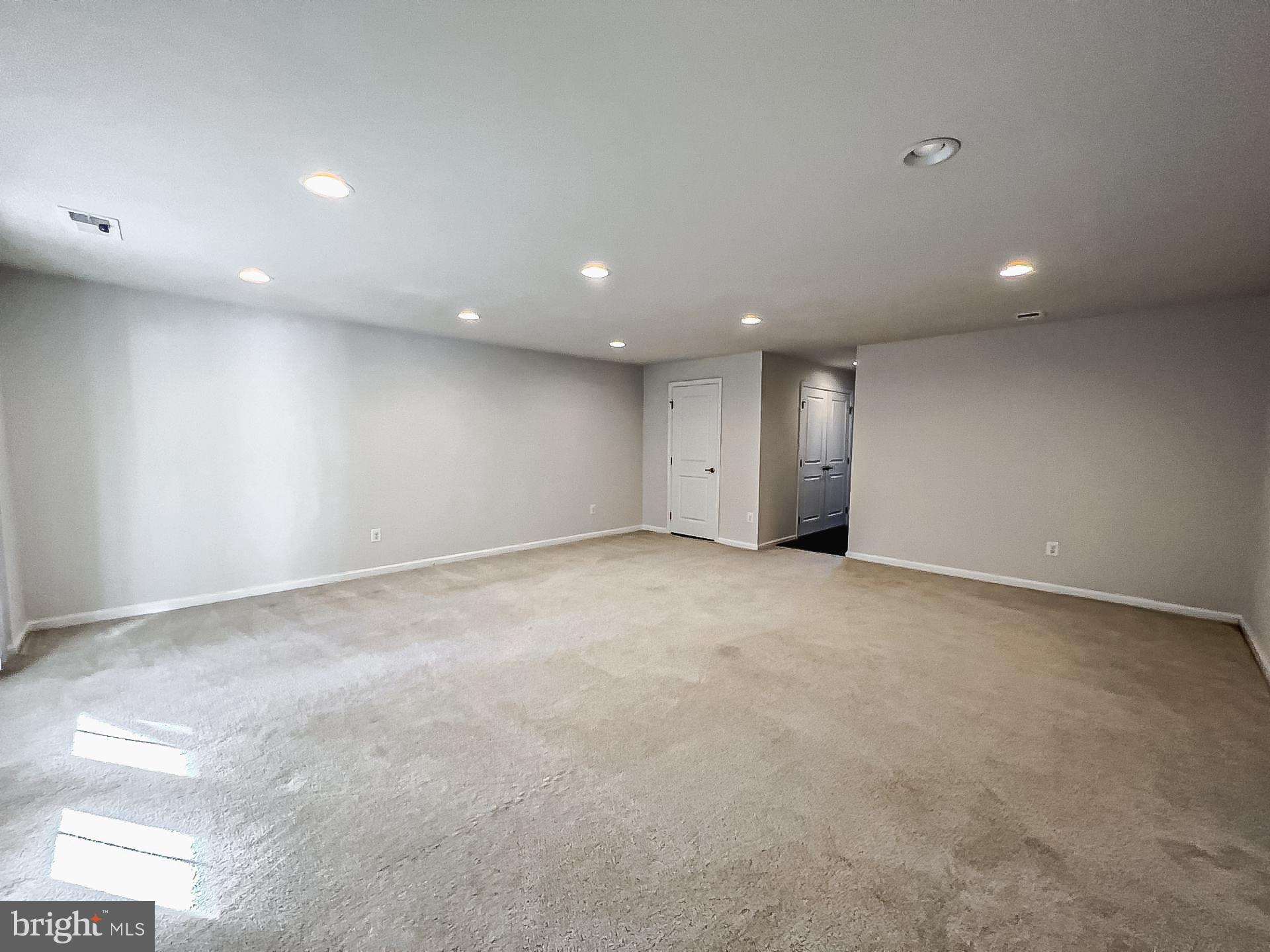 10709 Hinton Way Manassas, VA 20112 - Photo 31 of 42