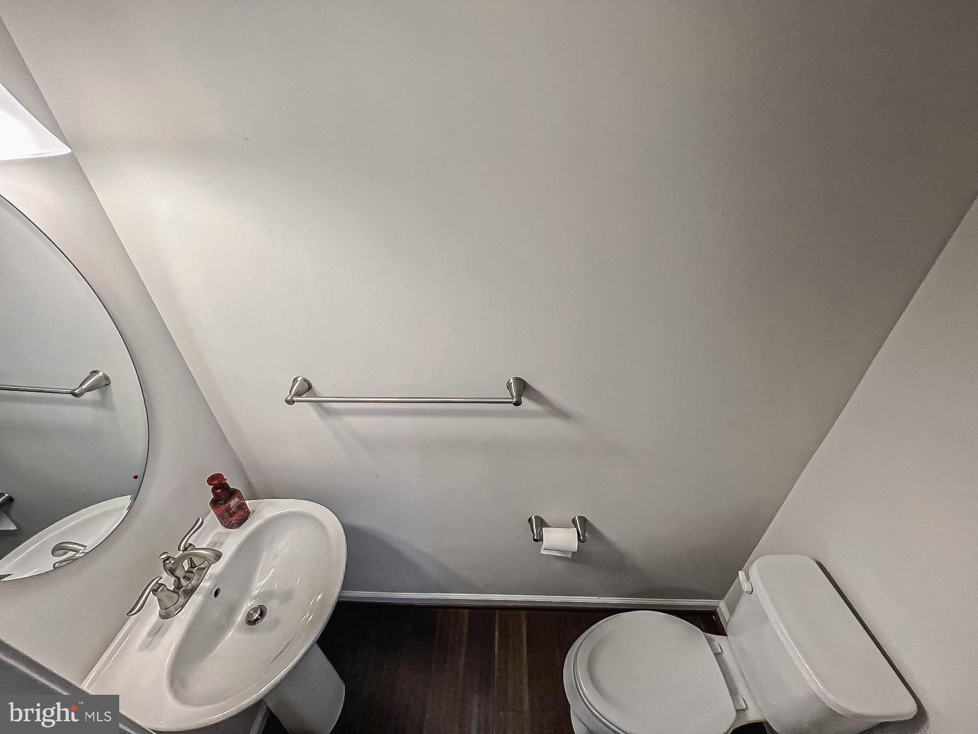 10709 Hinton Way Manassas, VA 20112 - Photo 32 of 42