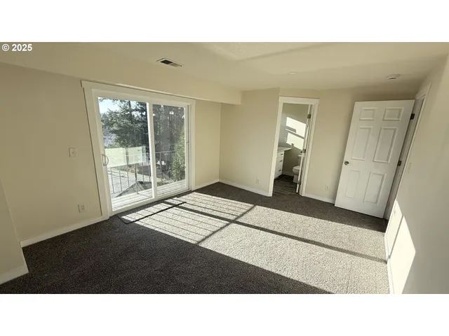 $569,000 | 65 Southwest Pleasant View Avenue, Gresham, OR 97030