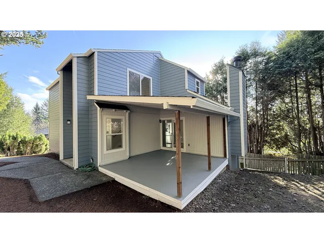 $569,000 | 65 Southwest Pleasant View Avenue, Gresham, OR 97030