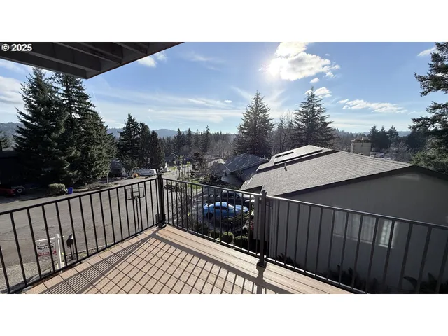 $569,000 | 65 Southwest Pleasant View Avenue, Gresham, OR 97030