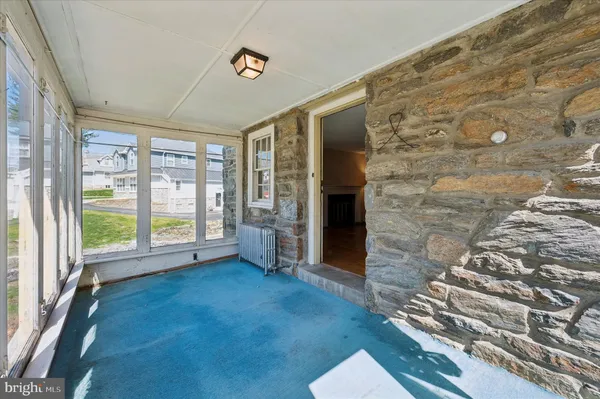 $300,000 | 125 South Sproul Road, Broomall, PA 19008
