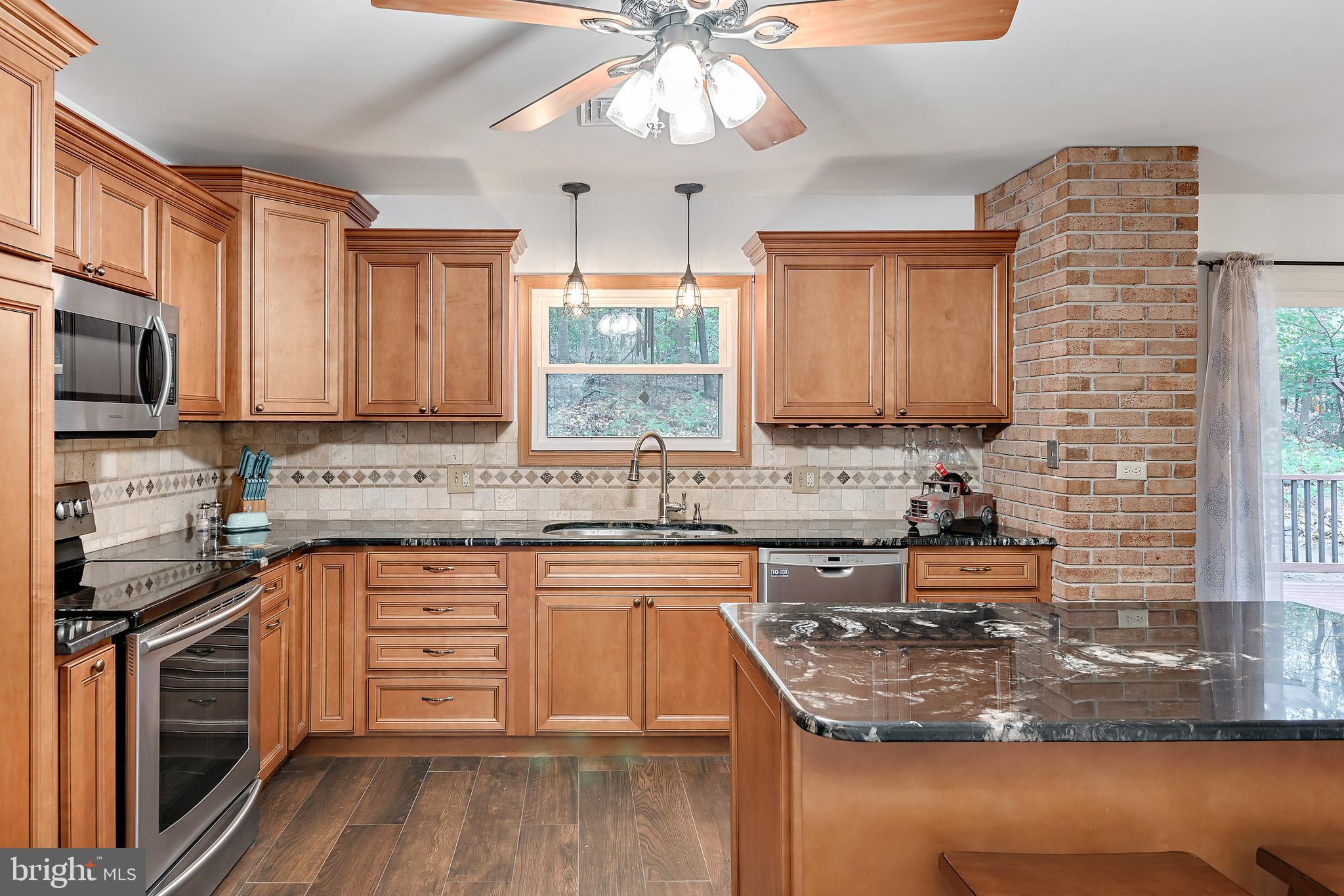 2096 South Forge Road Palmyra, PA 17078 - Photo 11 of 37 Gallery Image 11