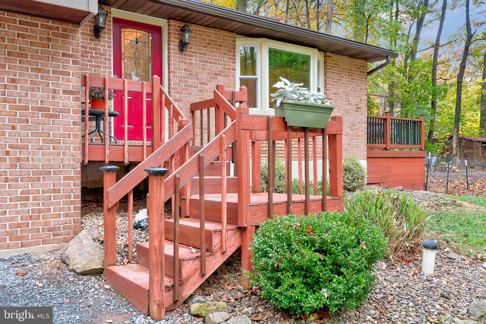 2096 South Forge Road Palmyra, PA 17078 - Photo 4 of 37 Gallery Image 4