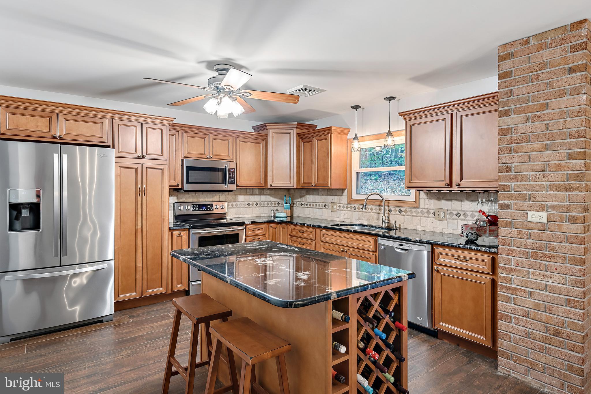 2096 South Forge Road Palmyra, PA 17078 - Photo 7 of 37 Gallery Image 7