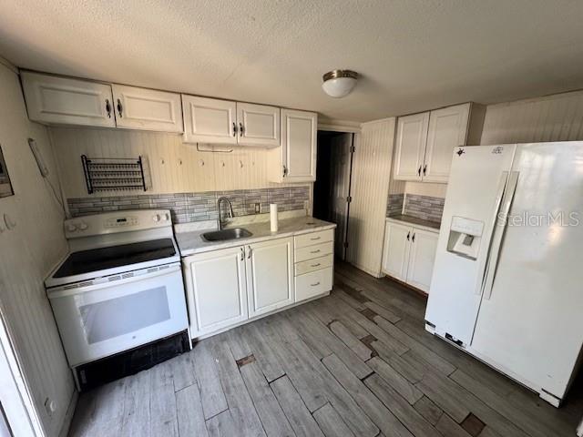 4233 Manton Lane Holiday, FL 34691 - Photo 3 of 10