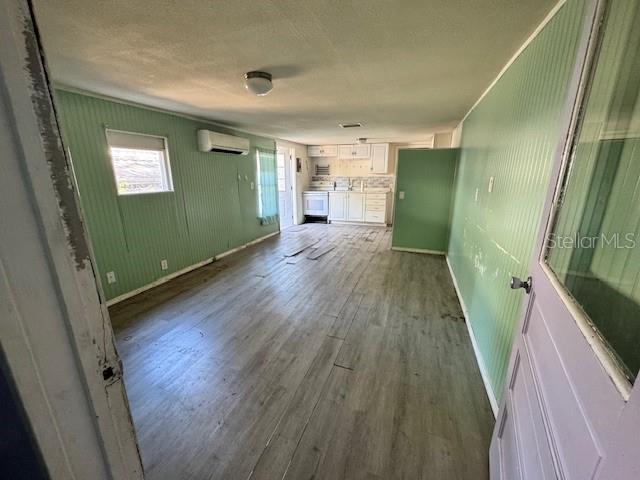 4233 Manton Lane Holiday, FL 34691 - Photo 5 of 10