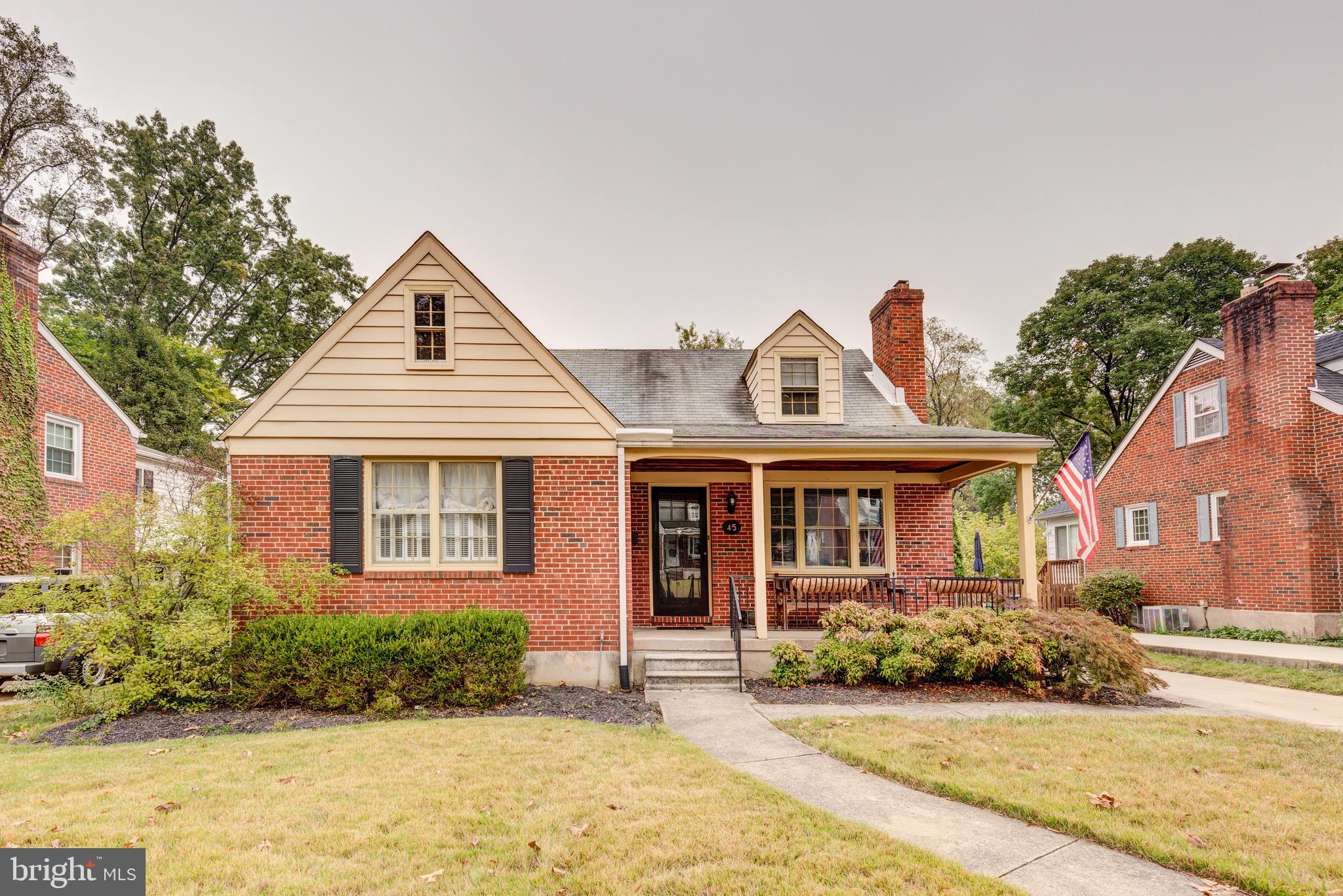 45 Dungarrie Road Baltimore, MD 21228 - Photo 3 of 39 Gallery Image 3