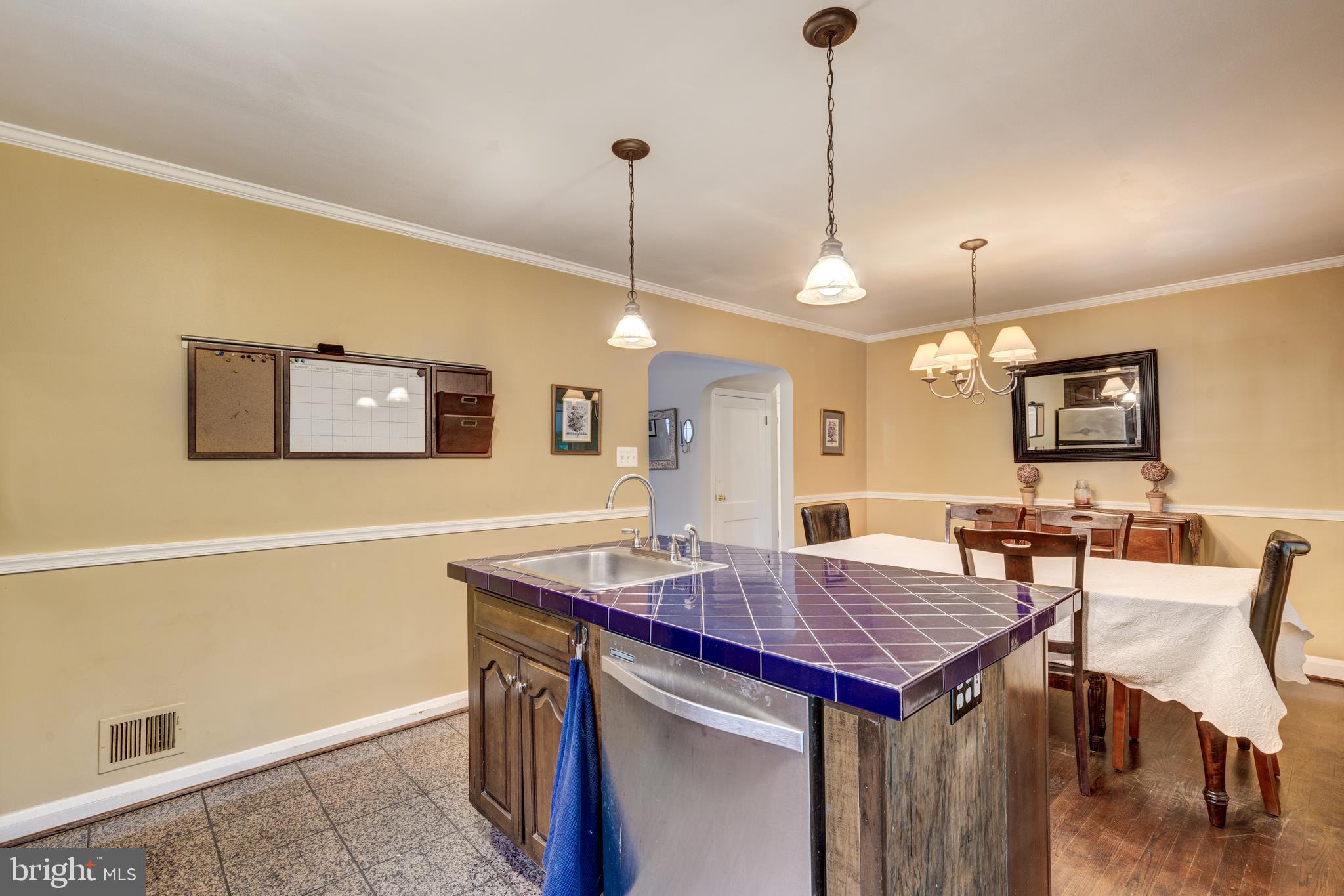 45 Dungarrie Road Baltimore, MD 21228 - Photo 26 of 39 Gallery Image 26