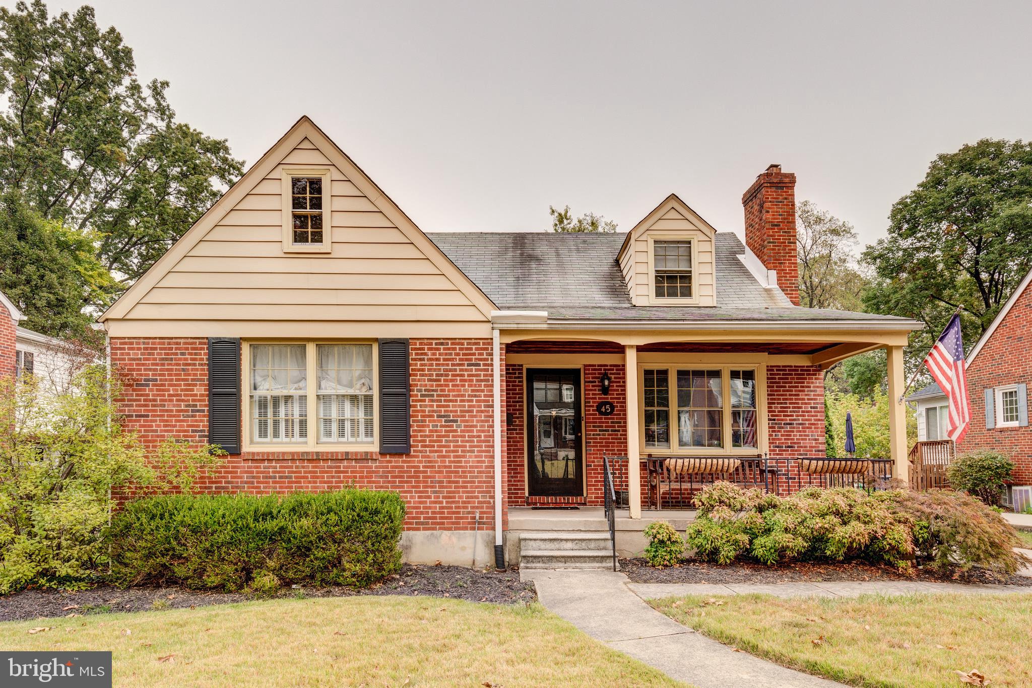 45 Dungarrie Road Baltimore, MD 21228 - Photo 4 of 39 Gallery Image 4