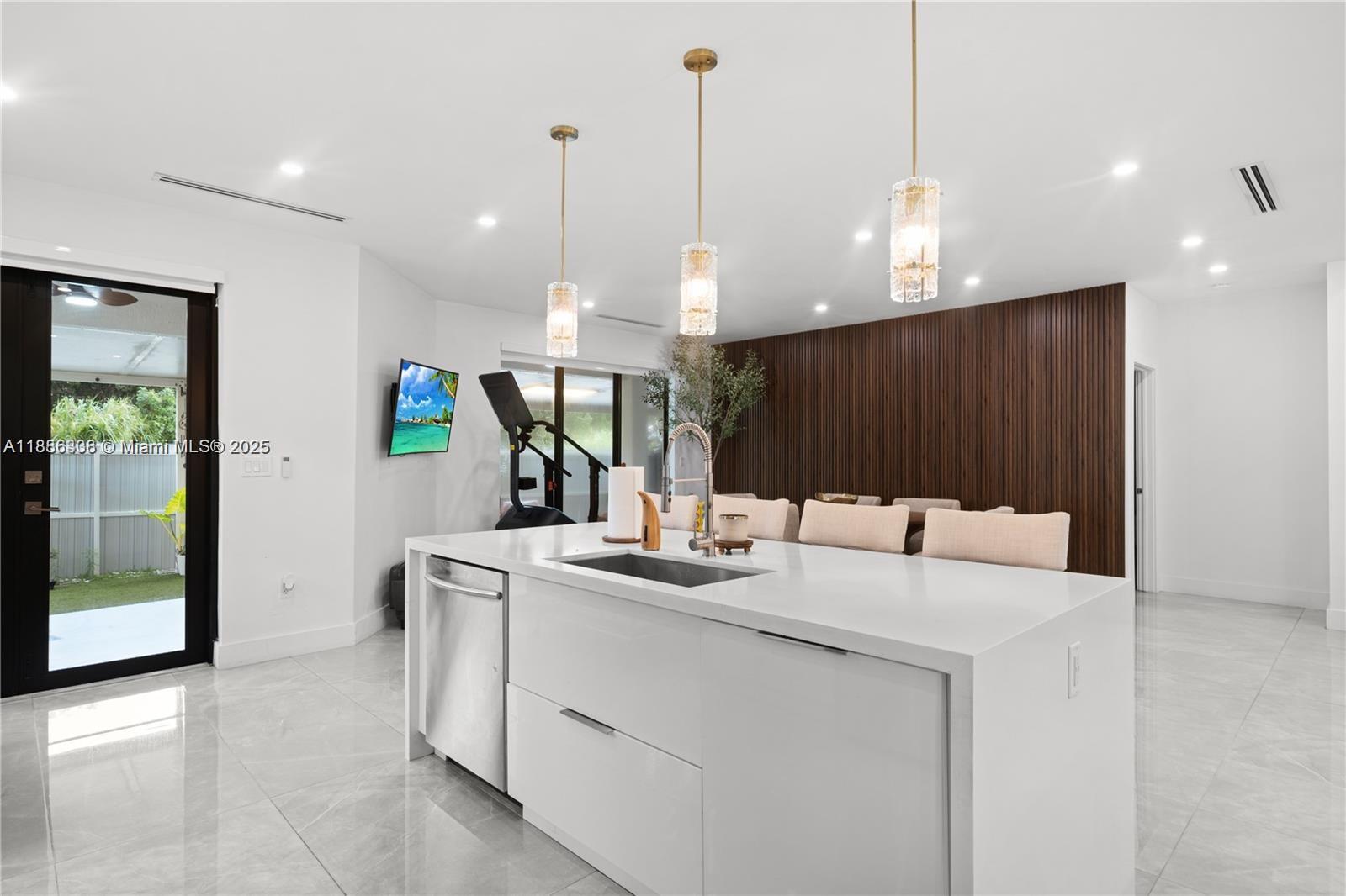 3634 Southwest 156th Court, Unit 3634 Miami, FL 33185 - Photo 16 of 43