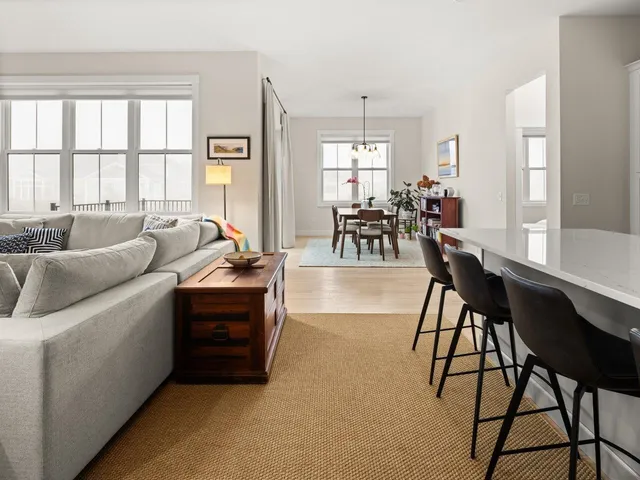 $942,000 | 601 Vale Drive, South Burlington, VT 05403