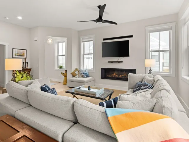 $942,000 | 601 Vale Drive, South Burlington, VT 05403