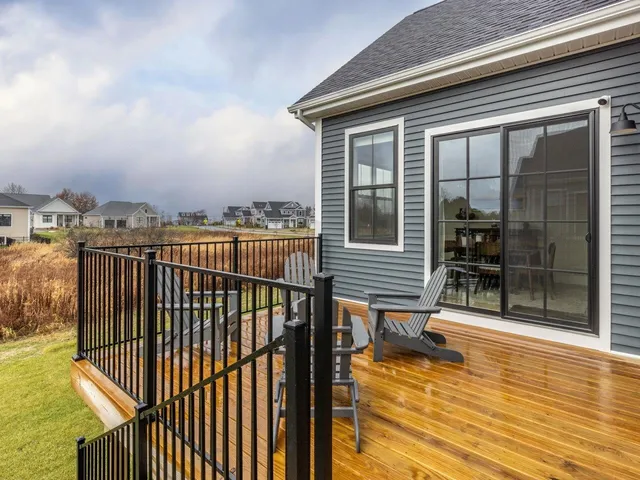 $942,000 | 601 Vale Drive, South Burlington, VT 05403