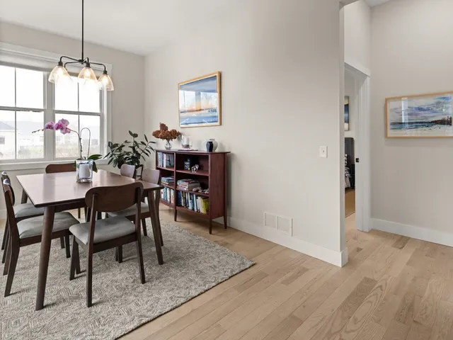 $942,000 | 601 Vale Drive, South Burlington, VT 05403