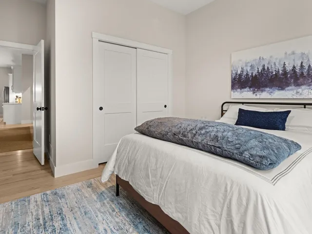 $942,000 | 601 Vale Drive, South Burlington, VT 05403