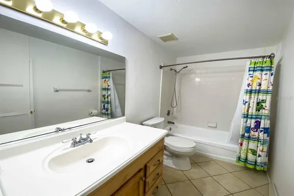 $274,900 | 2525 Northwest 36th Lane, Gainesville, FL 32605