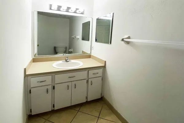 $274,900 | 2525 Northwest 36th Lane, Gainesville, FL 32605