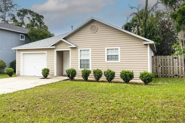 $274,900 | 2525 Northwest 36th Lane, Gainesville, FL 32605