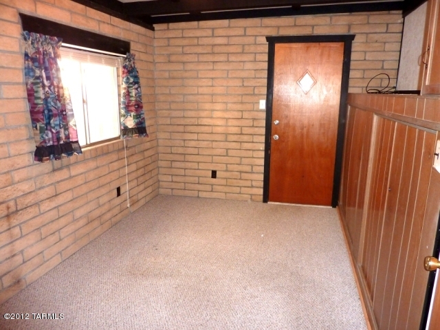 5757 West Rocking Cir Street Tucson, AZ 85713 - Photo 8 of 12 Gallery Image 8