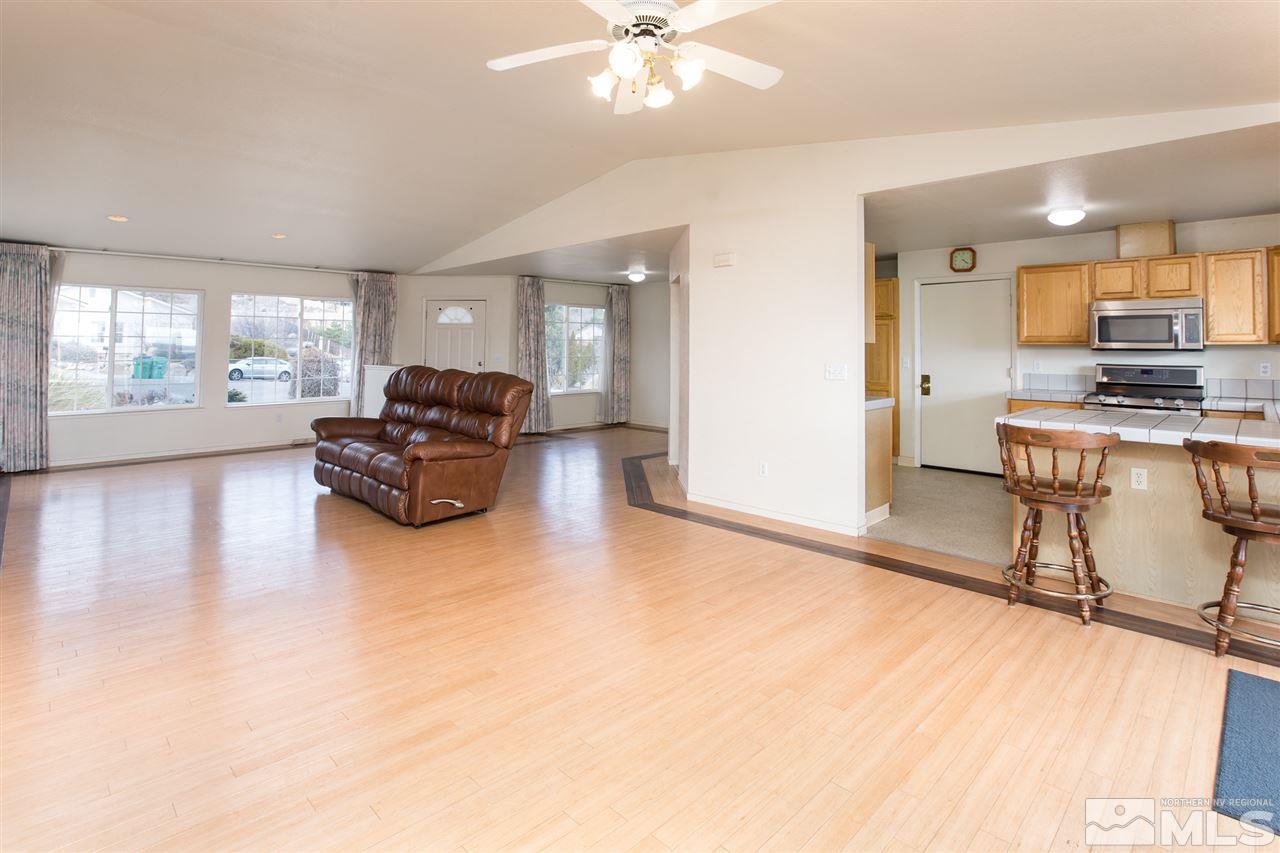 660 Kane Court Reno, NV 89512 - Photo 6 of 22 Photo 6