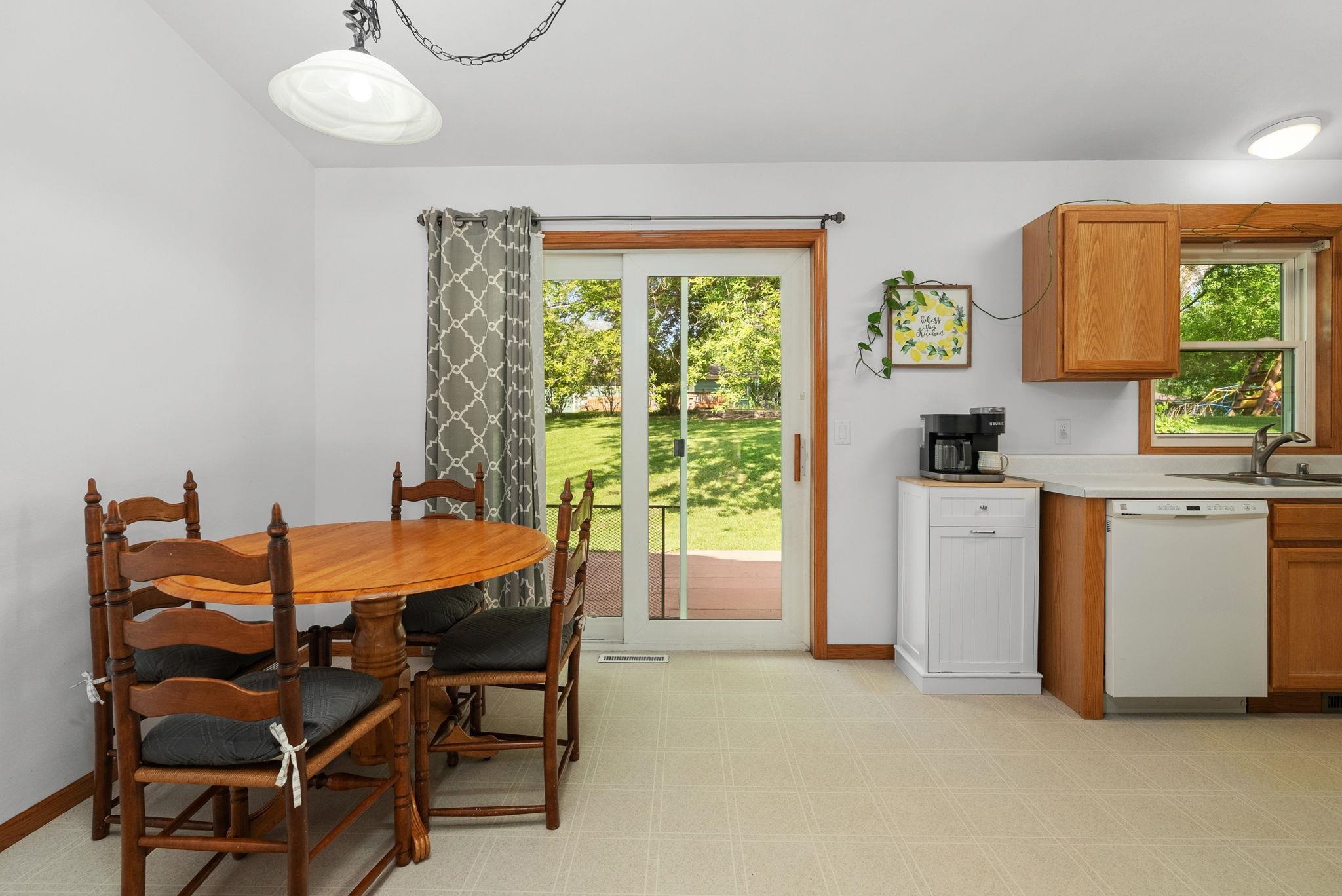 2722 Fell Madison, WI 53713 - Photo 16 of 33 Gallery Image 16