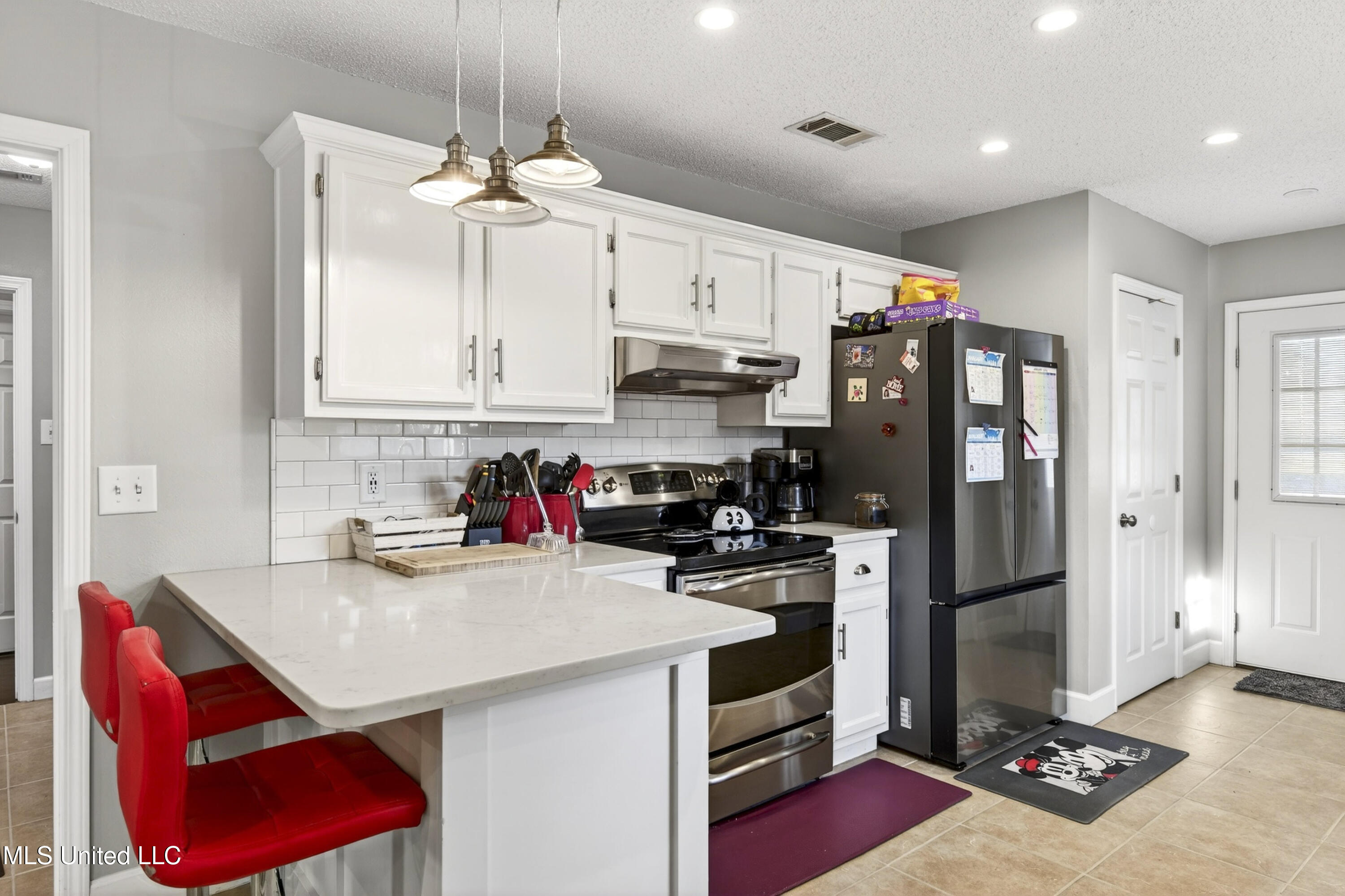 3524 North 8th Street Ocean Springs, MS 39564 - Photo 11 of 31 3524NEighthSt-11