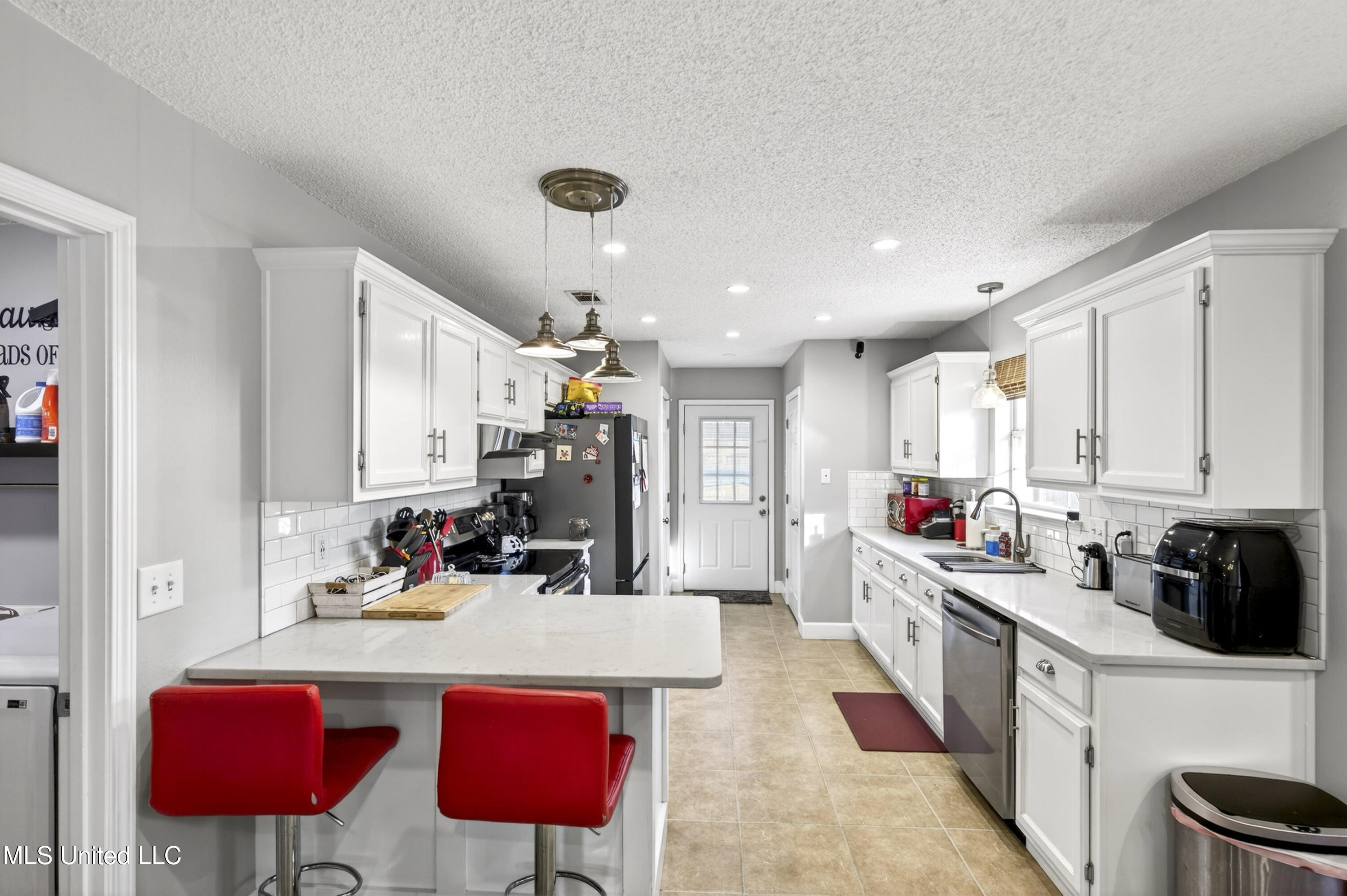 3524 North 8th Street Ocean Springs, MS 39564 - Photo 10 of 31 3524NEighthSt-10