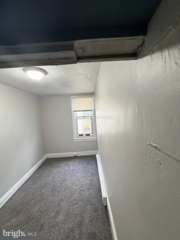 a view of empty room with window