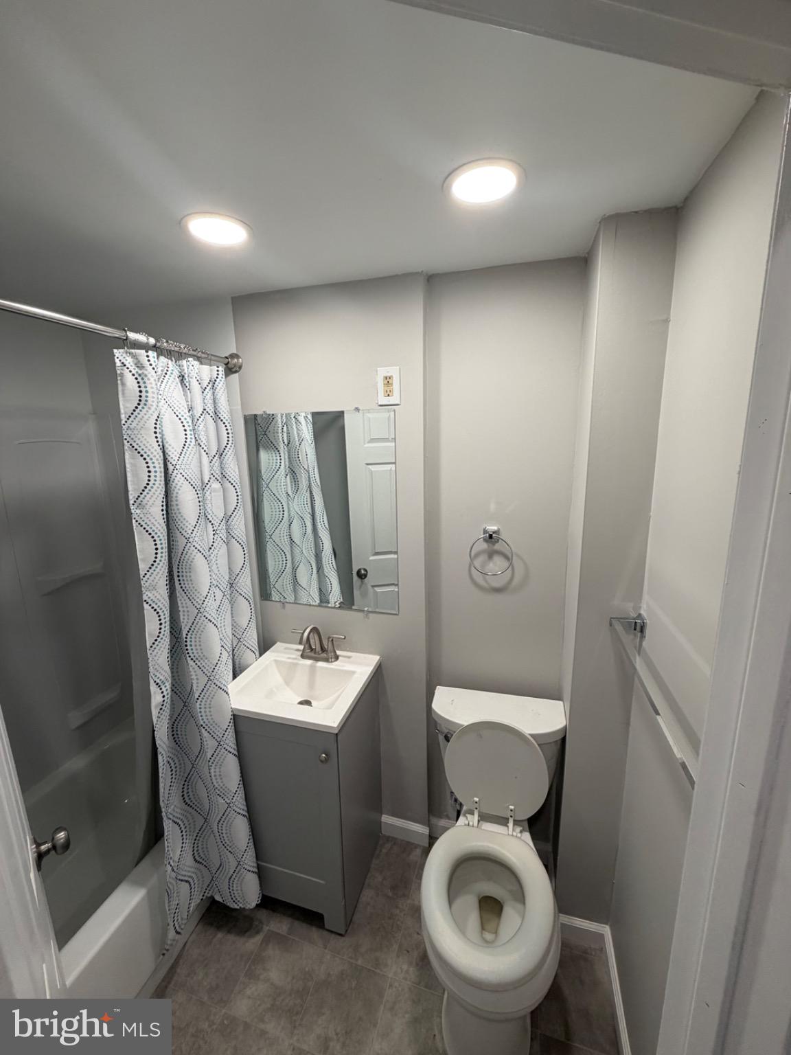 1609 Fillmore Street Philadelphia, PA 19124 - Photo 9 of 17 Modern bathroom with sleek finishes.