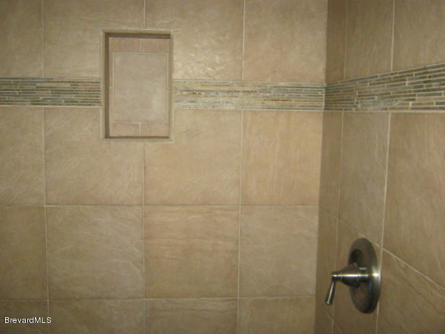 1485 Holiday Boulevard Merritt Island, FL 32952 - Photo 3 of 12 Bath
