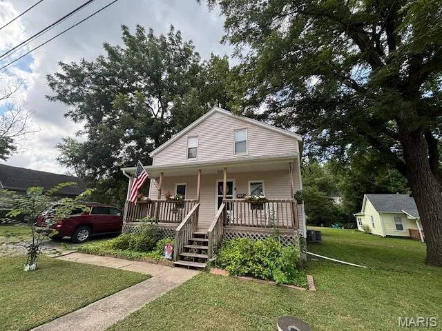 $199,900 | 807 East Jefferson Street, Jackson, MO 63755