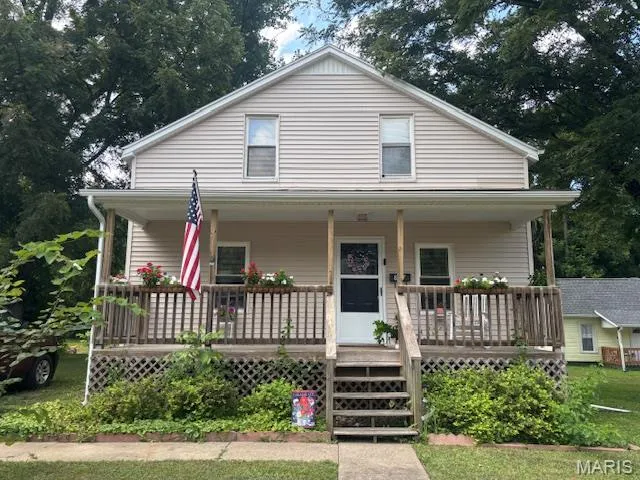 $199,900 | 807 East Jefferson Street, Jackson, MO 63755