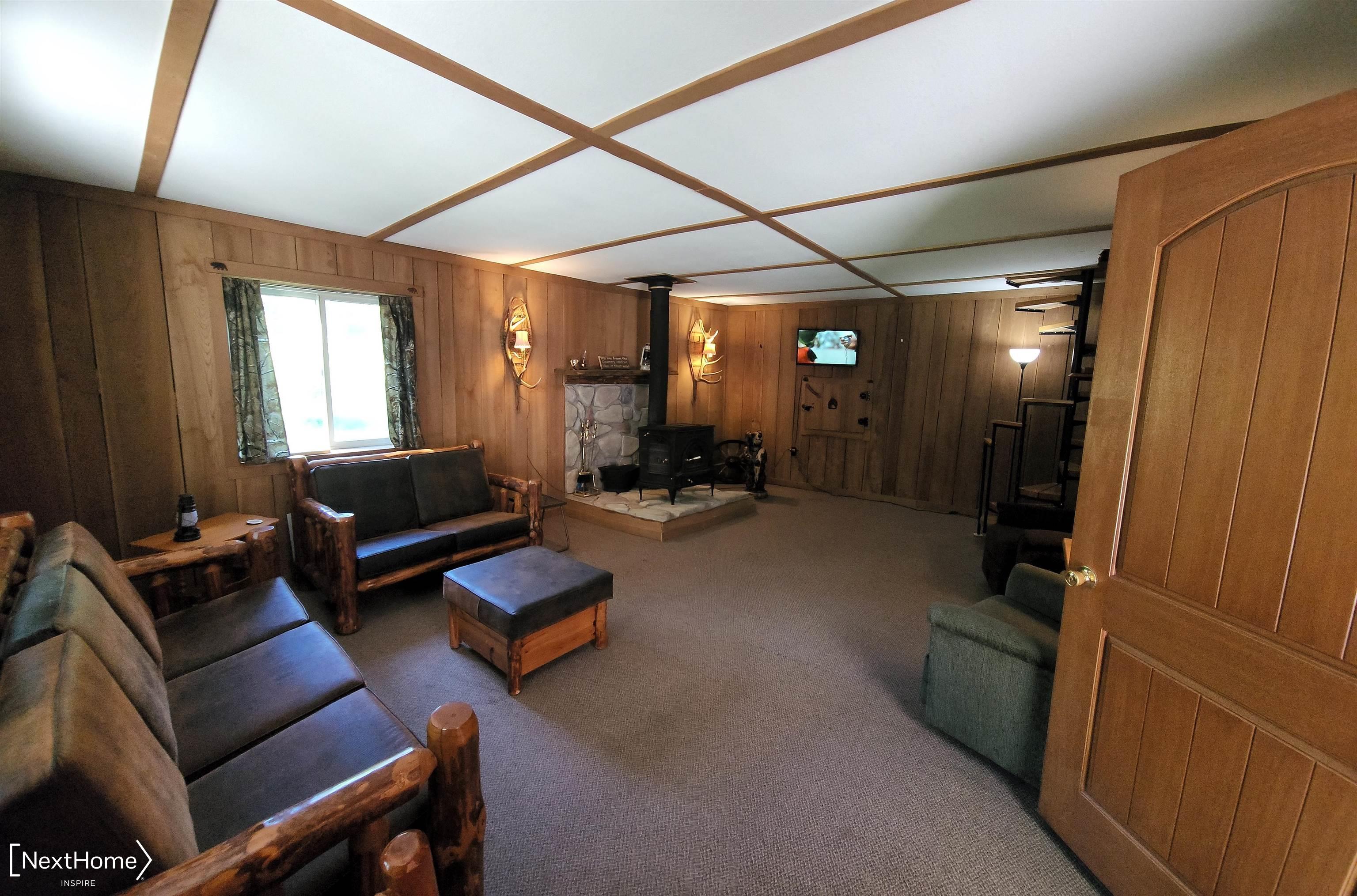4151 Riley Road Gladwin, MI 48624 - Photo 12 of 45 50109117-11.JPG