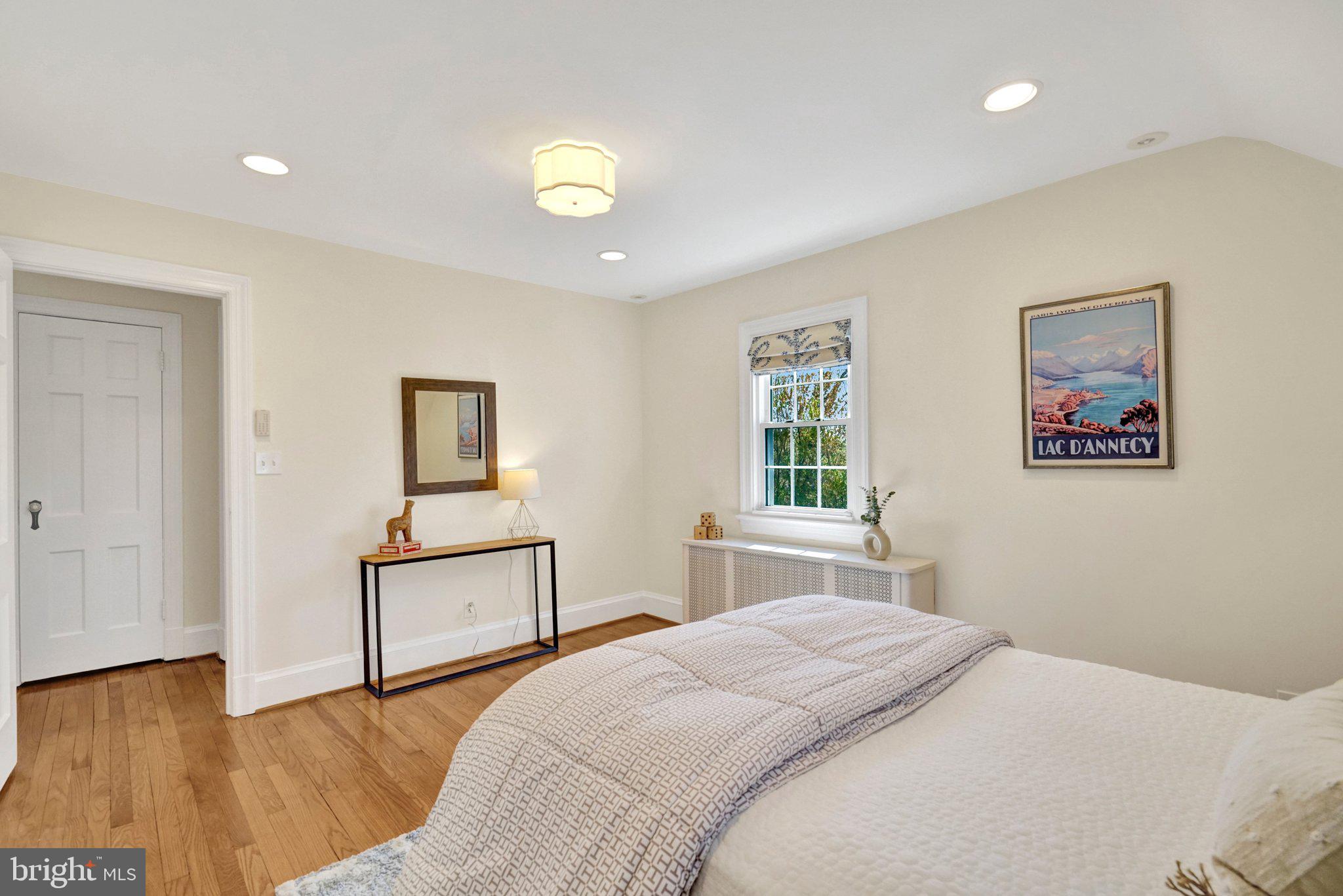 4916 26th Street North Arlington, VA 22207 - Photo 22 of 46 a bedroom with a bed and a dresser
