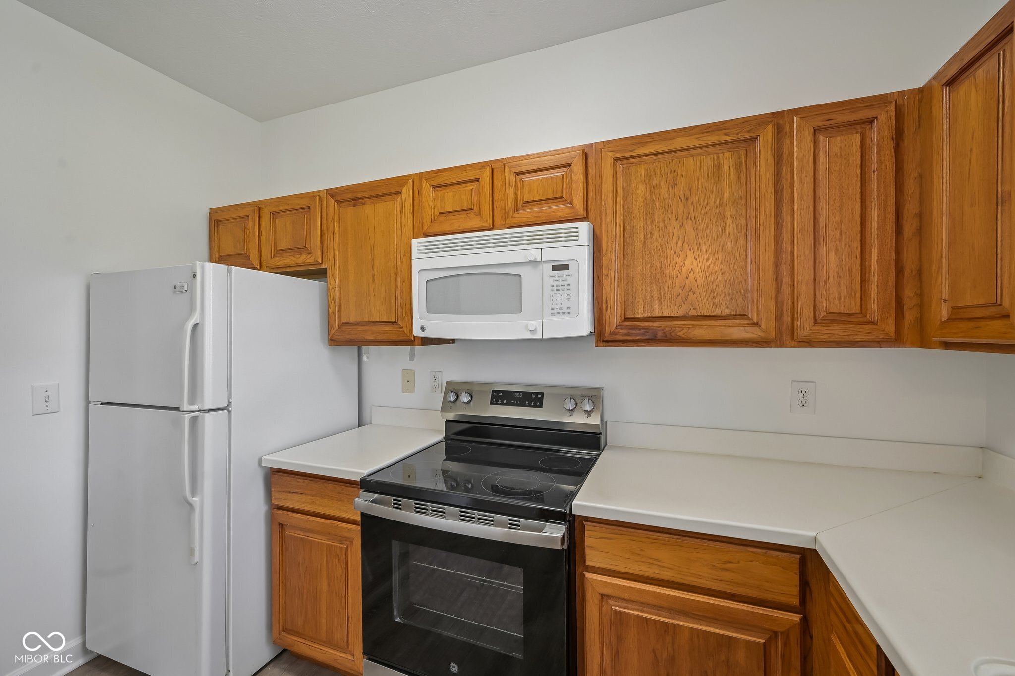 1423 Shadow Ridge Road Carmel, IN 46280 - Photo 4 of 26