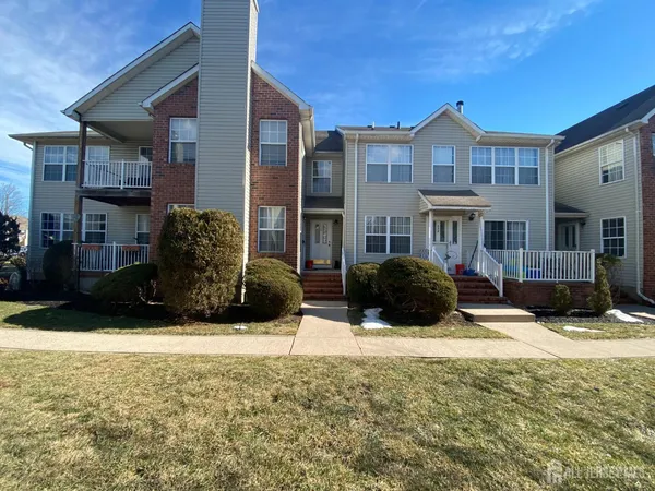 $2,550 | 333 Bowler Court, Piscataway, NJ 08854