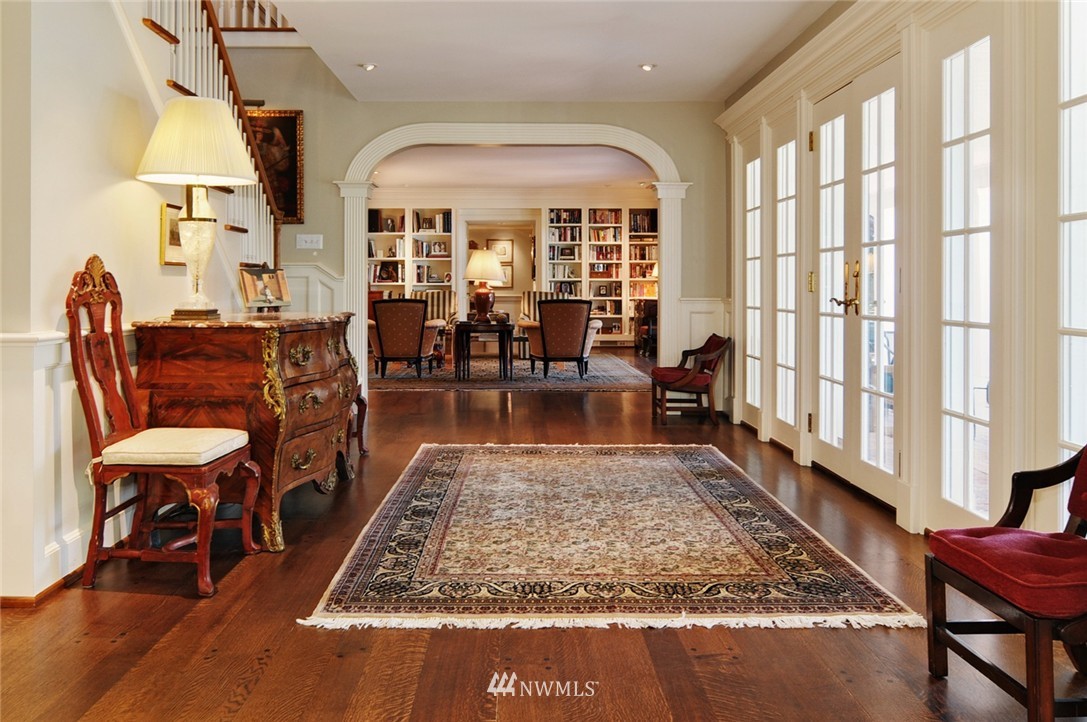 21 Cherry Loop Northwest Shoreline, WA 98177 - Photo 5 of 25 a living room with furniture rug and a table