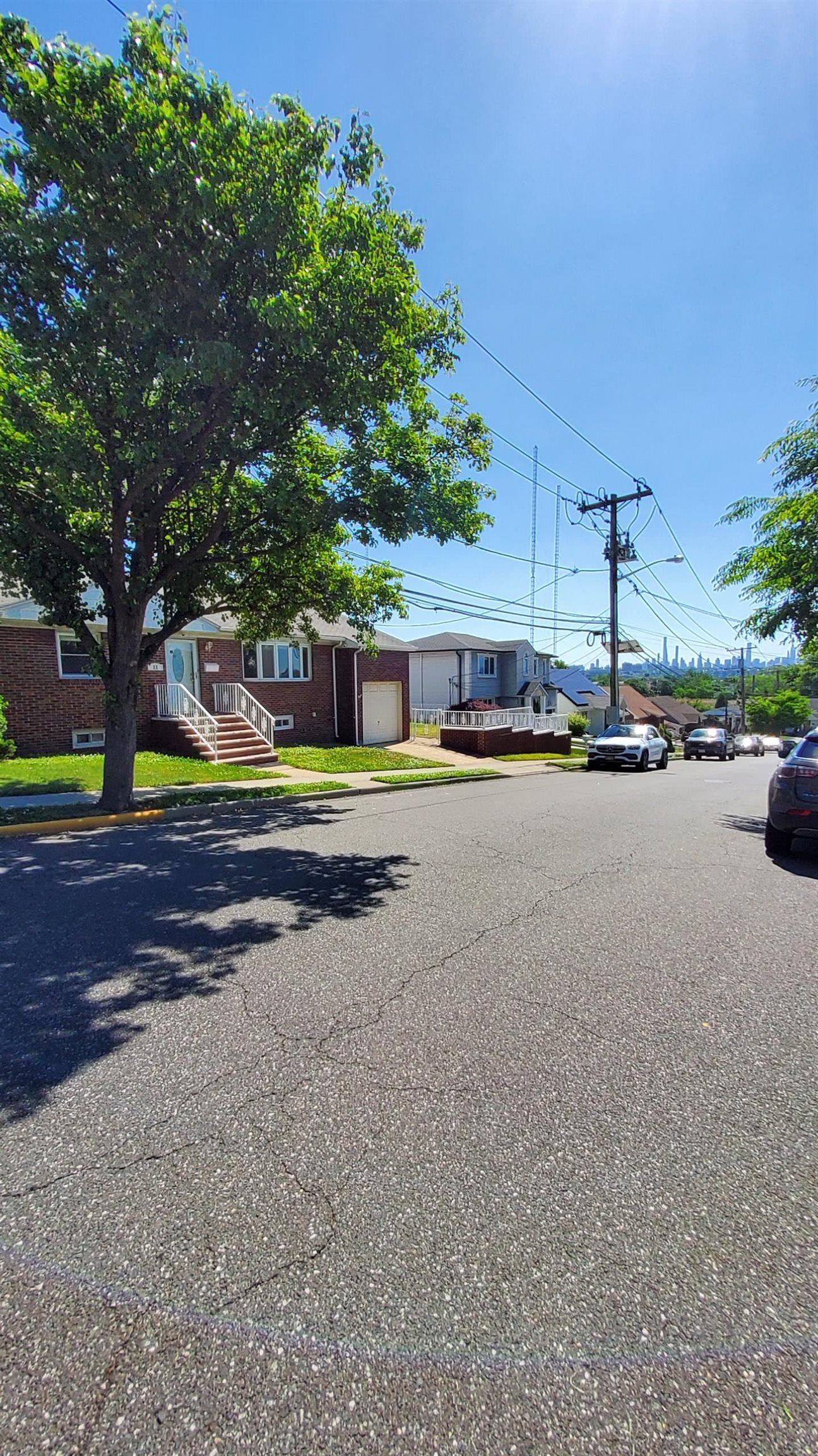 23 Arn Terrace Secaucus, NJ 07094 - Photo 7 of 22