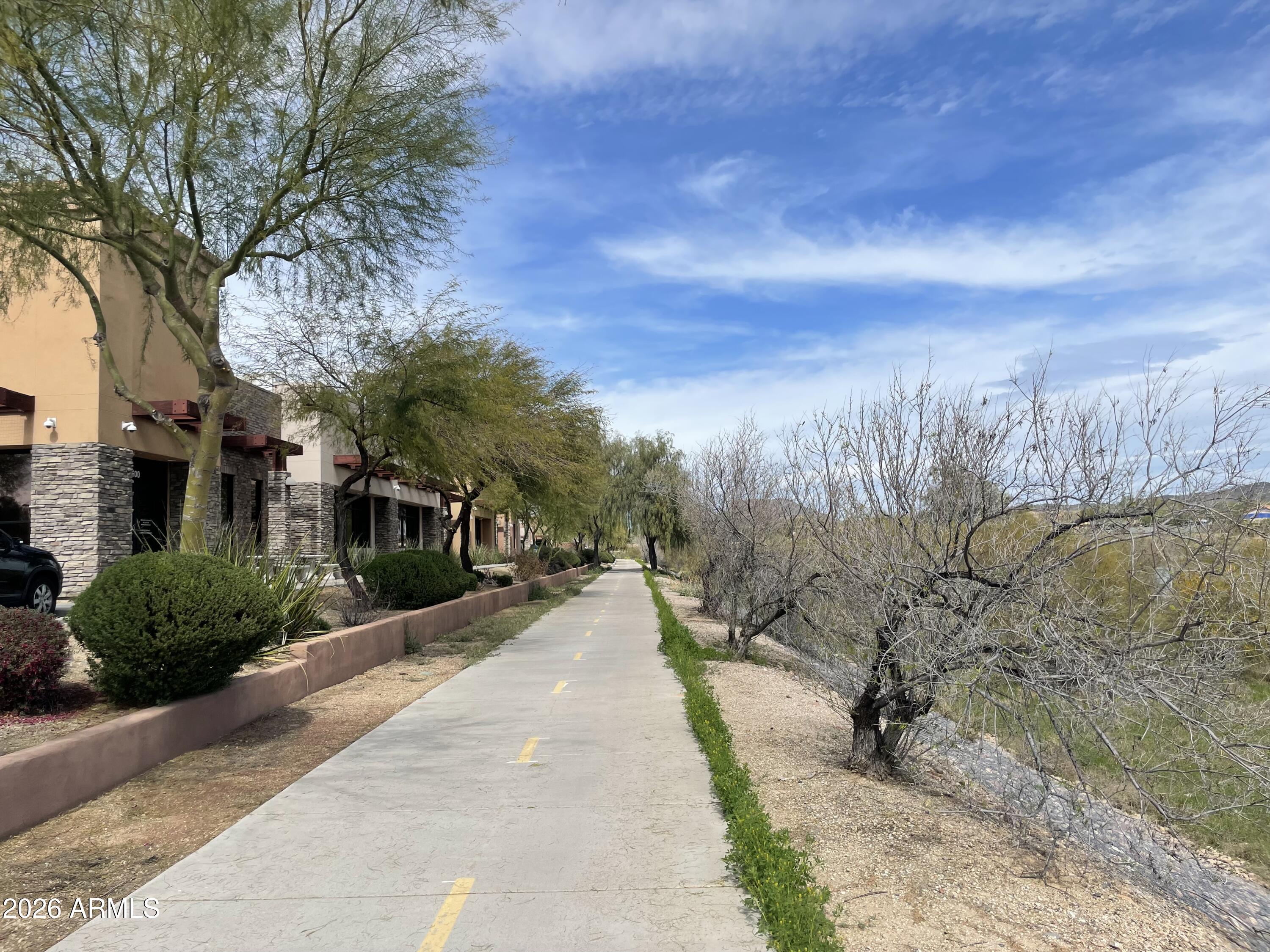 7622 West Deer Valley Road Peoria, AZ 85383 - Photo 5 of 12 5) 61604-68bdf1ef64569