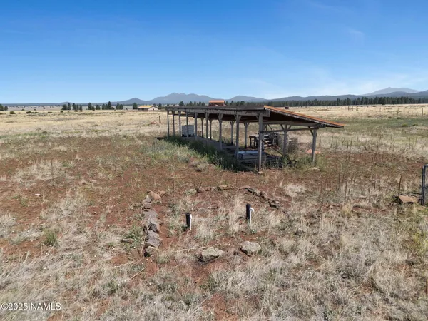 a view of a terrace with skyline