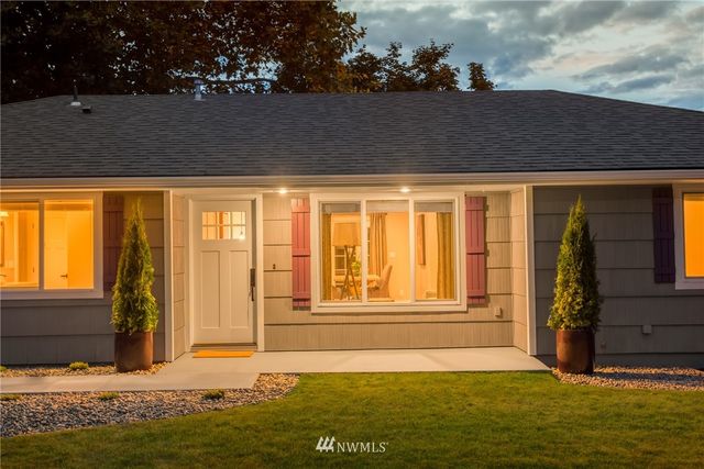 $324,999 | 5005 80th Street Northeast, Marysville, WA 98270