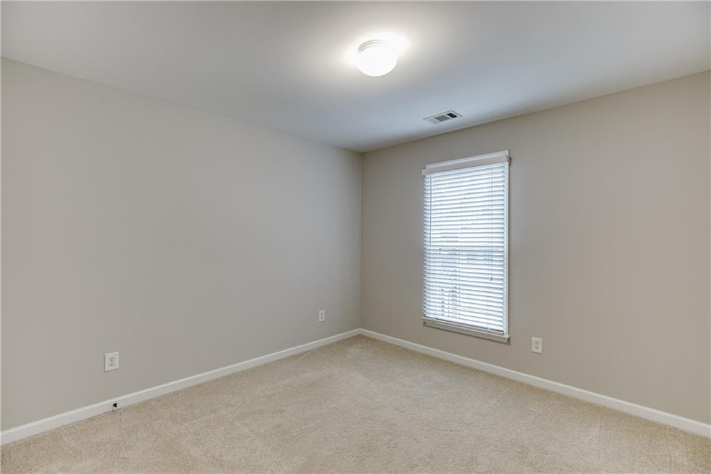 2801 Loftview Square Atlanta, GA 30339 - Photo 27 of 38